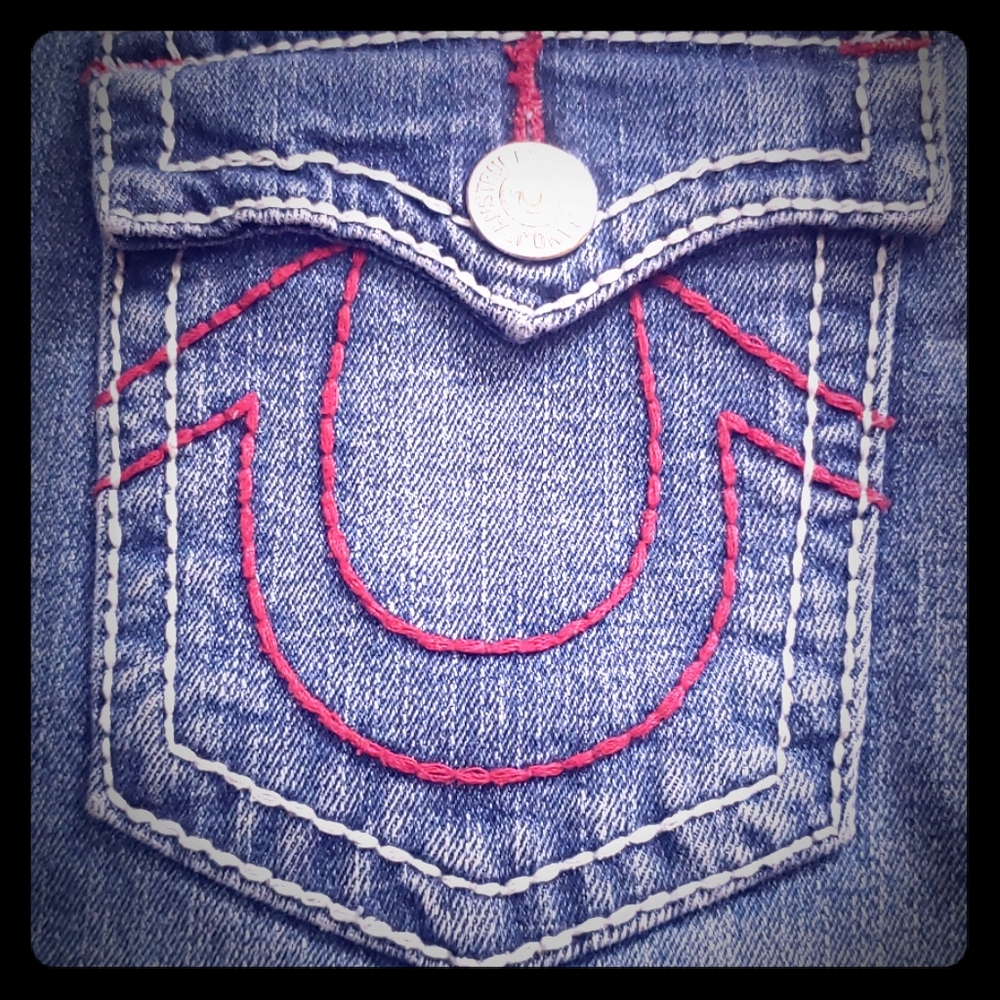 *AUTHENTIC* TRUE RELIGION JEANS